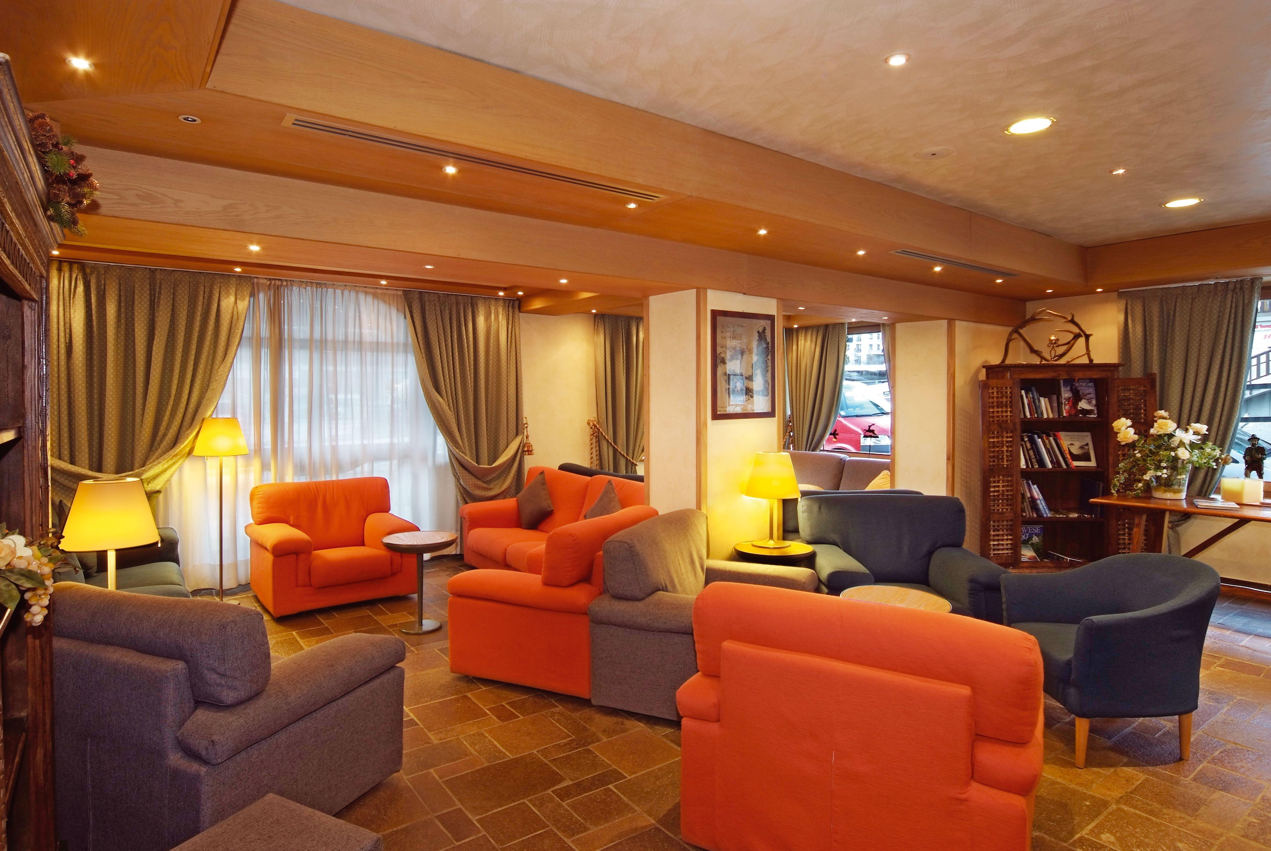 Sertorelli Sporthotel بيريوِل تْشيرفينيا المظهر الخارجي الصورة
